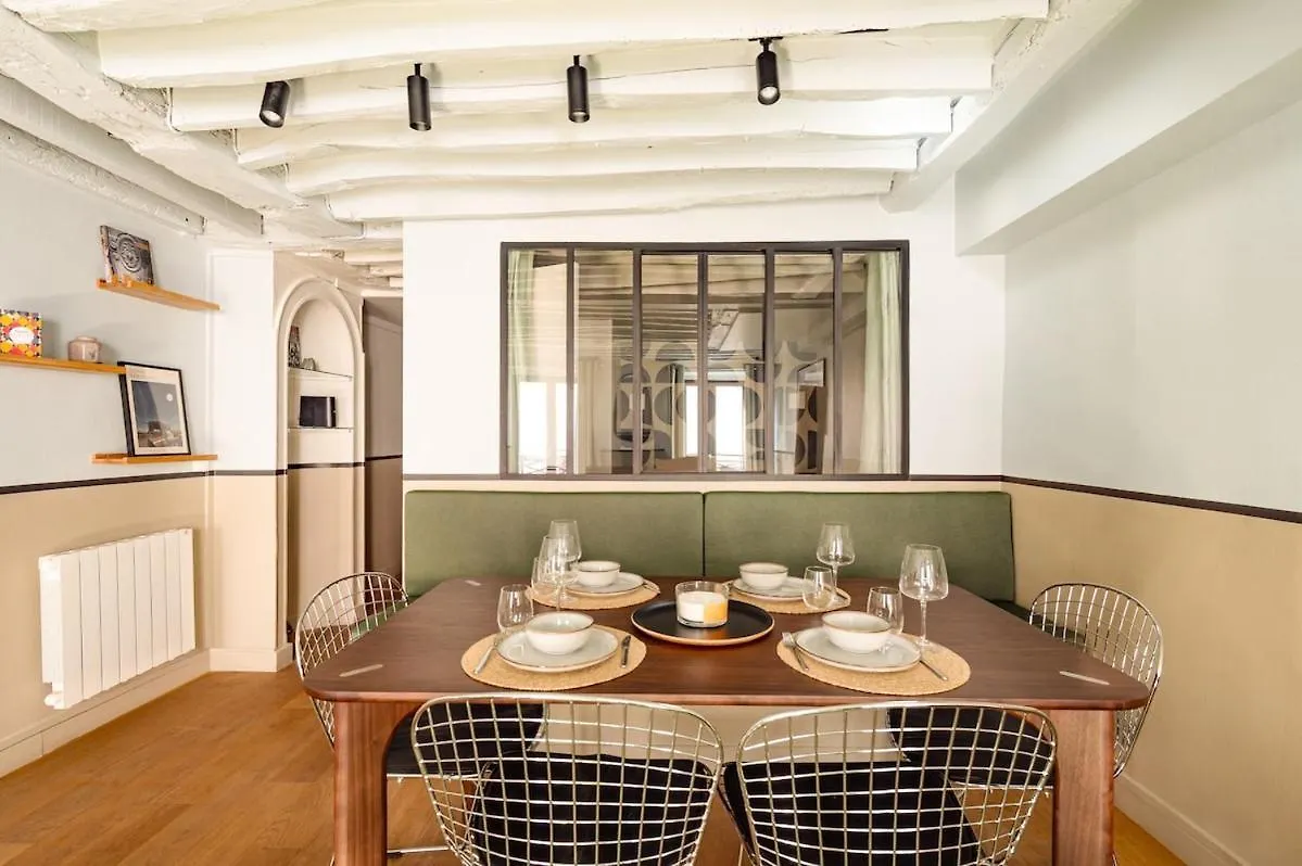 아파트 Appartement Design Et Confortable Au Coeur Du Marais 파리